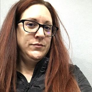 Meet your Posher, Elena